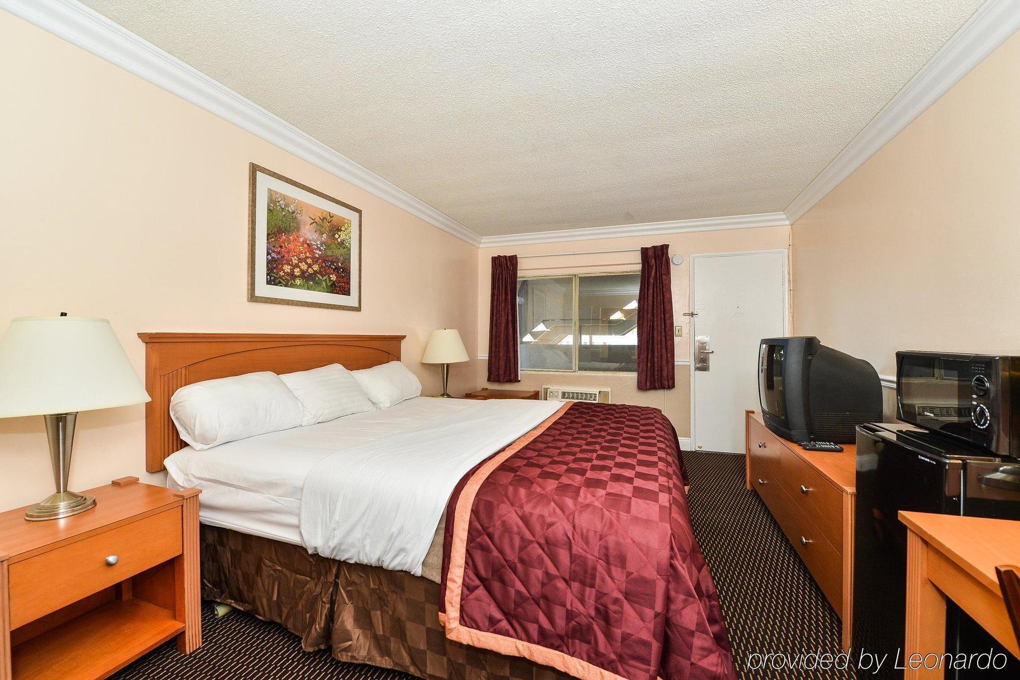 Americas Best Value Inn - Downtown Oakland/Lake Merritt Esterno foto